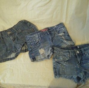 Lot 3 Shorts